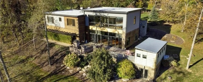 30 VIRGINIA LN CANONSBURG, PA 15317