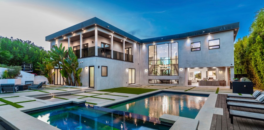 Cohen_hero_image 16254 MANDALAY DR ENCINO, CA 91436