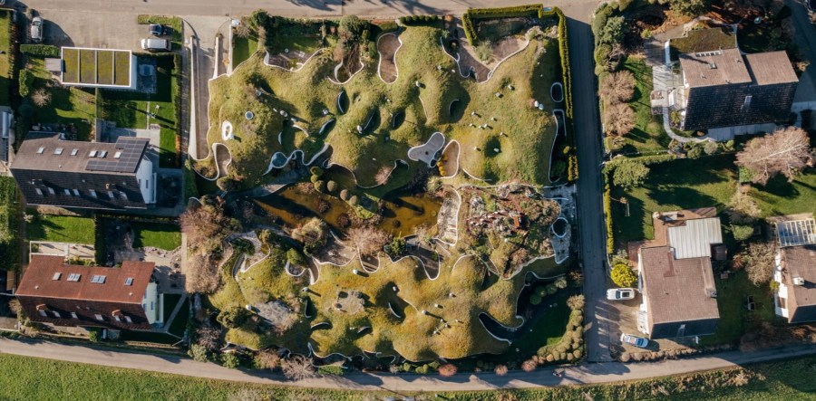 Earth Home 5 Earth Home in Dietikon, Switzerland